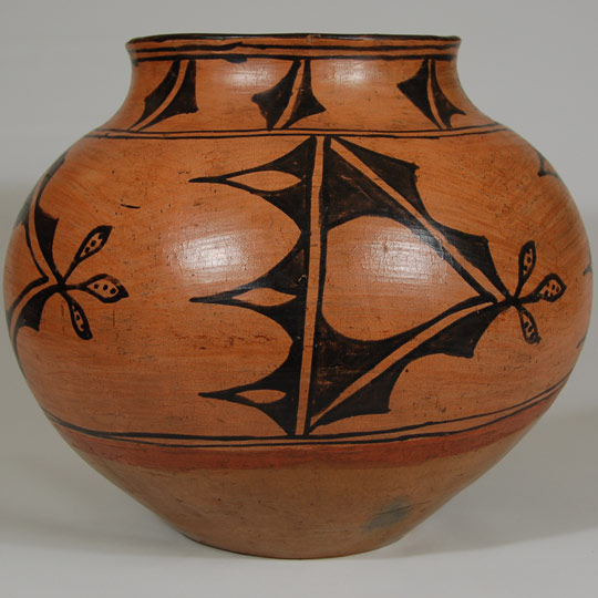 Historic San Ildefonso Pueblo Pottery C3443B